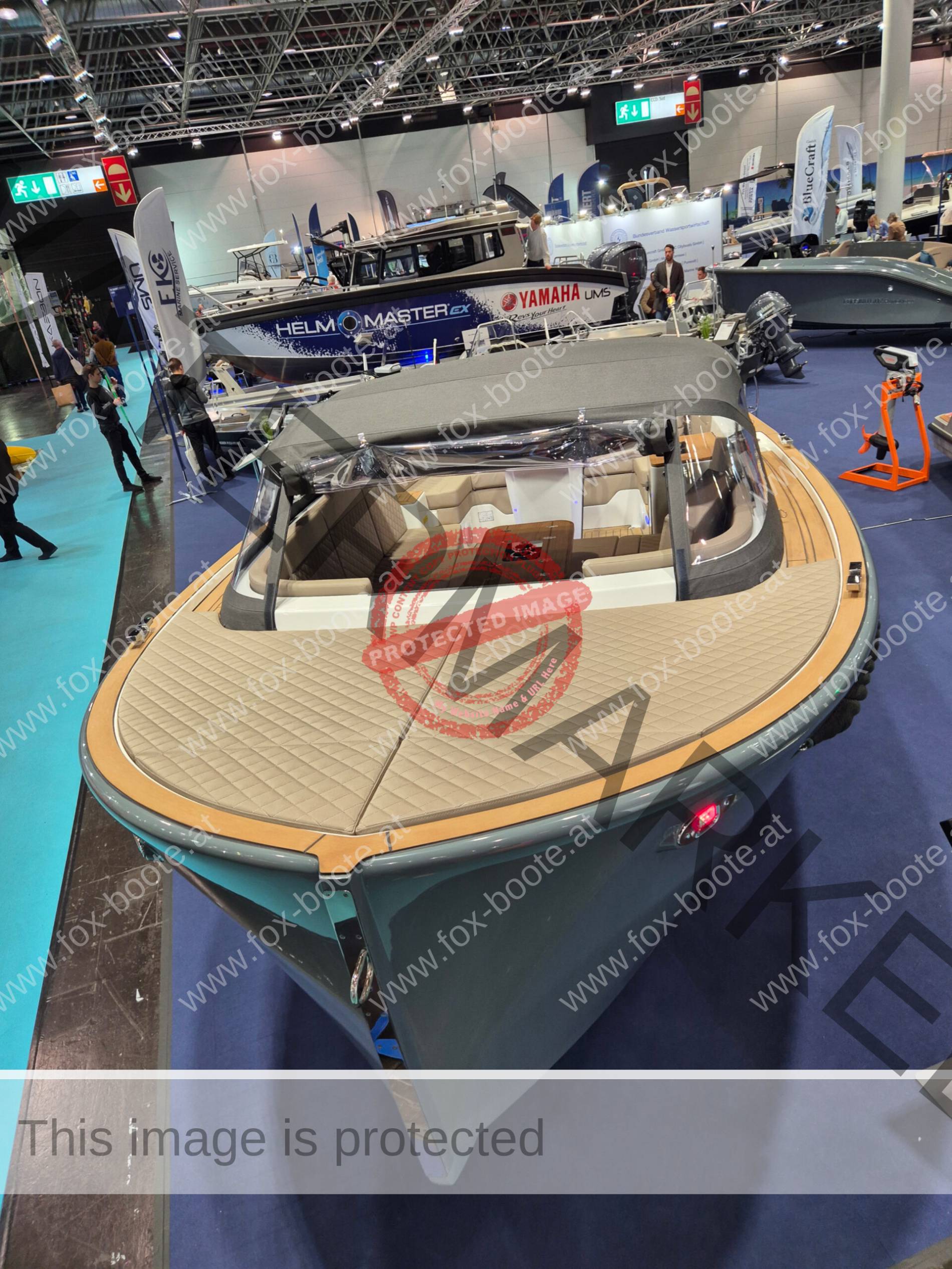 Corsiva 750 tender